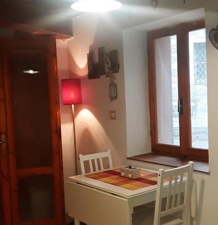 Villa Ca' du Barbè: tra le Alpi e il Mare à Mendatica Extérieur photo