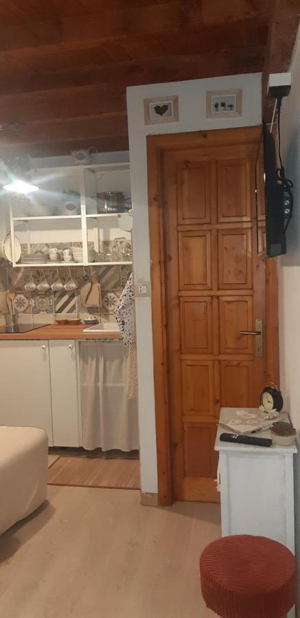 Villa Ca' du Barbè: tra le Alpi e il Mare à Mendatica Extérieur photo